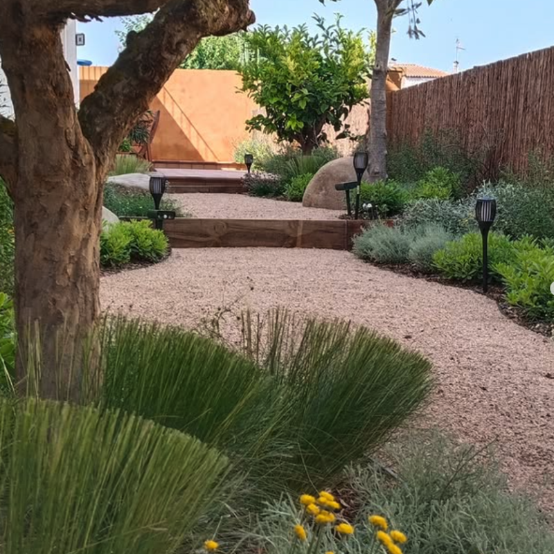 Adrià Masens - Disseny i manteniment de jardins al Maresme