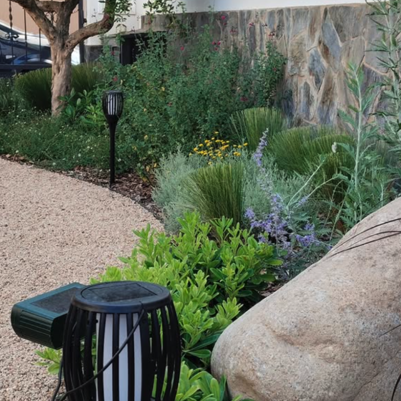 Adrià Masens - Disseny i manteniment de jardins al Maresme